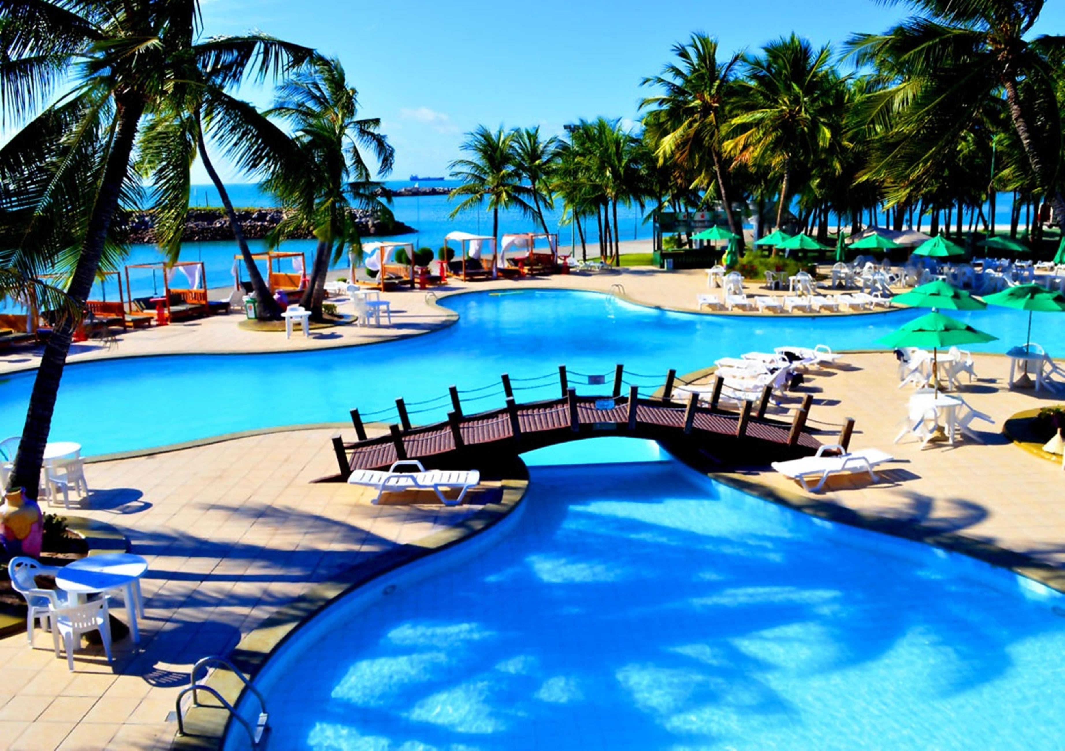 Marina Park Hotel Fortaleza  Exterior foto The pool at the Royal Island Resort and Spa